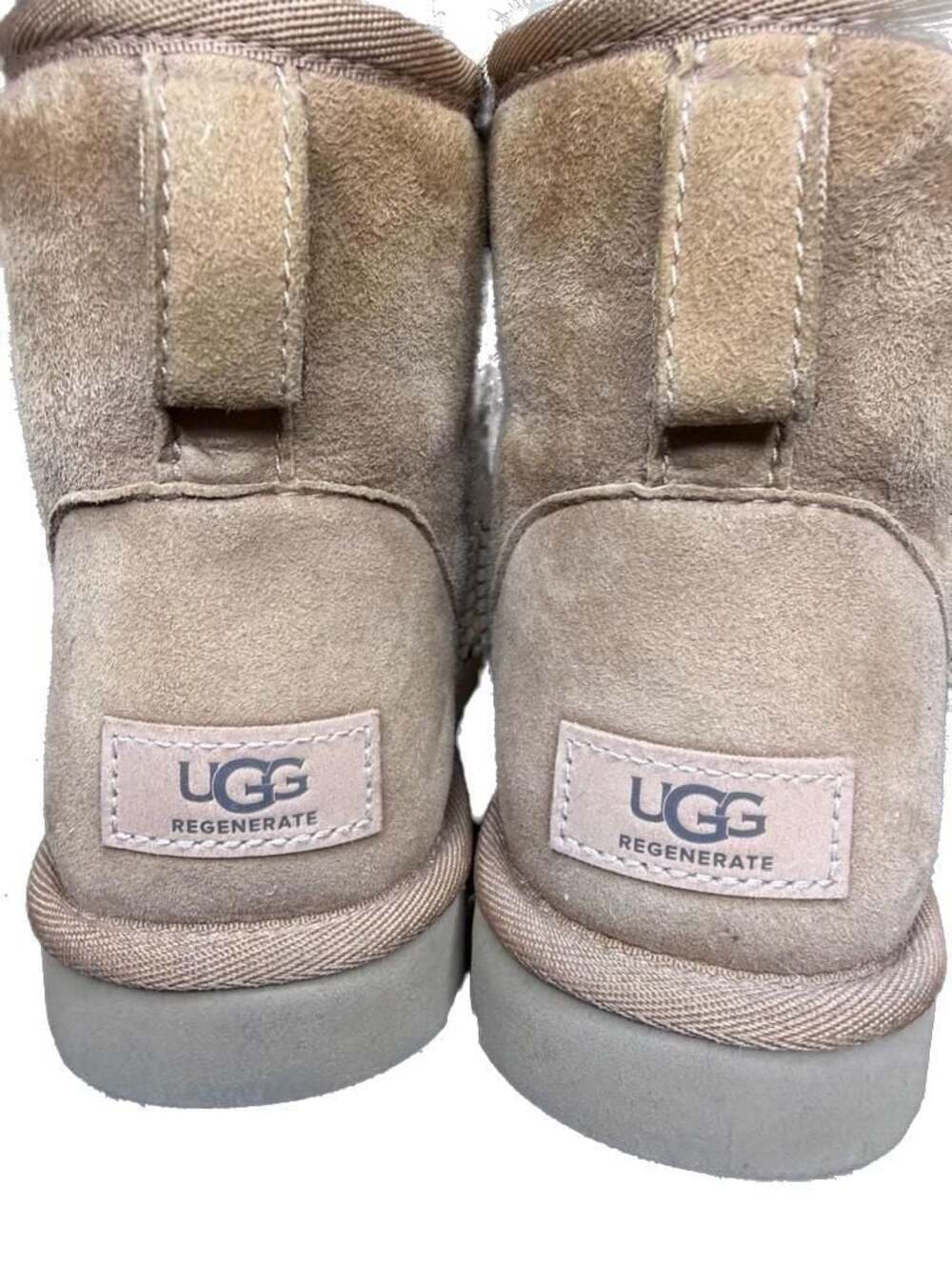 UGG Regenerate Classic Mini Boots - Picture 4 of 4